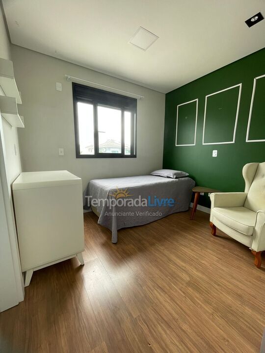 Casa para aluguel de temporada em Florianópolis (Cachoeira do Bom Jesus)