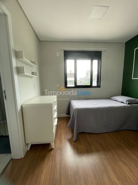 Casa para aluguel de temporada em Florianópolis (Cachoeira do Bom Jesus)