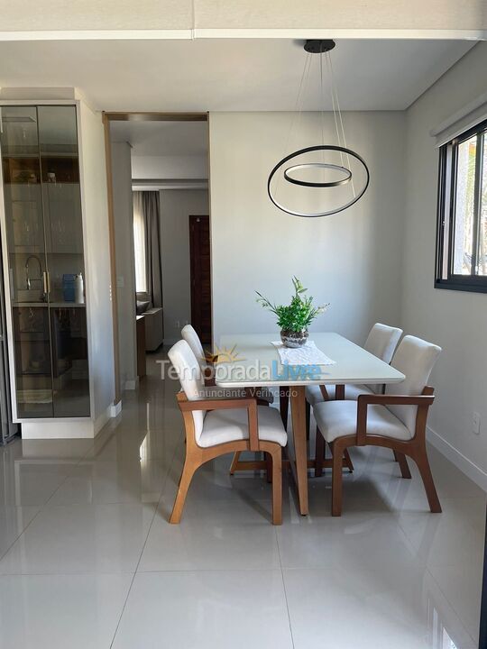 Casa para aluguel de temporada em Florianópolis (Cachoeira do Bom Jesus)