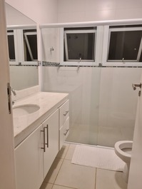 Maresias casa condominio fechado 50 mt praia