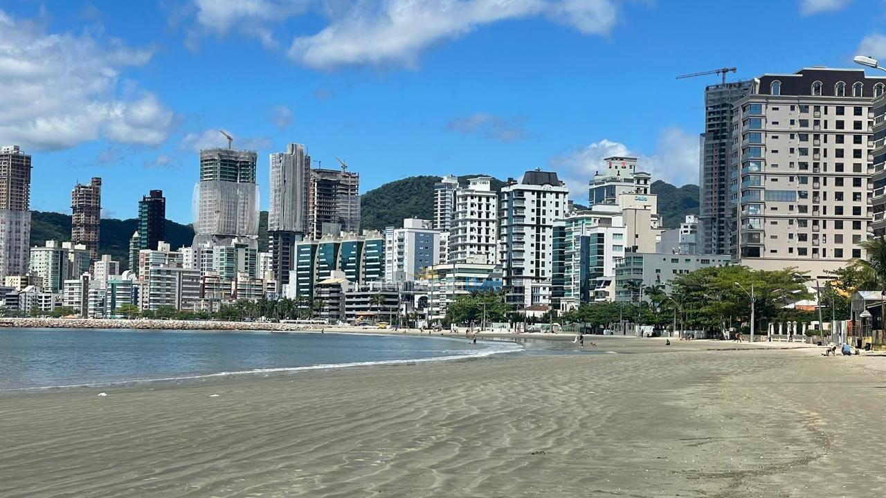 Apartamento para aluguel de temporada em Itapema (Canto da Praia)