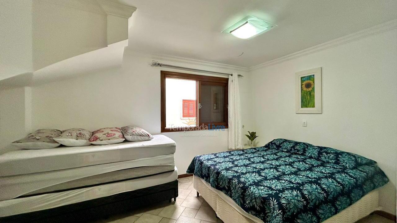 Apartamento para aluguel de temporada em Ubatuba (Praia Grande)