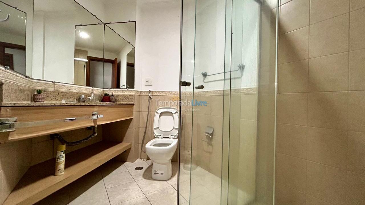 Apartamento para aluguel de temporada em Ubatuba (Praia Grande)