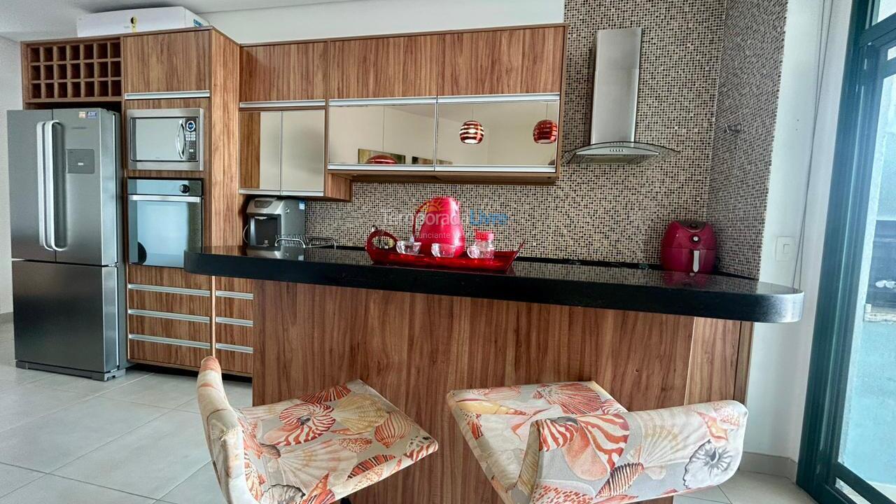 Apartamento para aluguel de temporada em Ubatuba (Praia Grande)