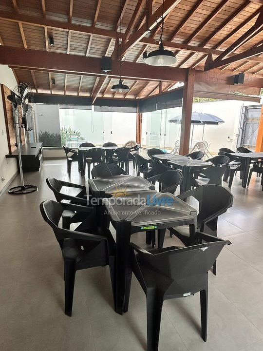 Casa para alquiler de vacaciones em Taubaté (Independência)