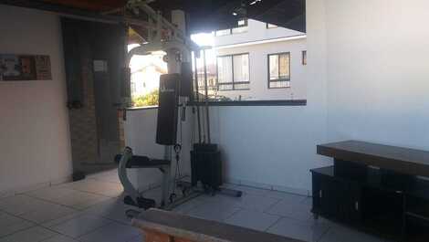 Praia Tabuleiro Barra Velha/SC com piscina 5 quartos