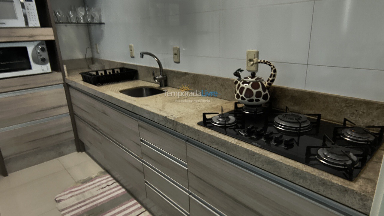 Apartamento para alquiler de vacaciones em Itapema (Meia Praia)