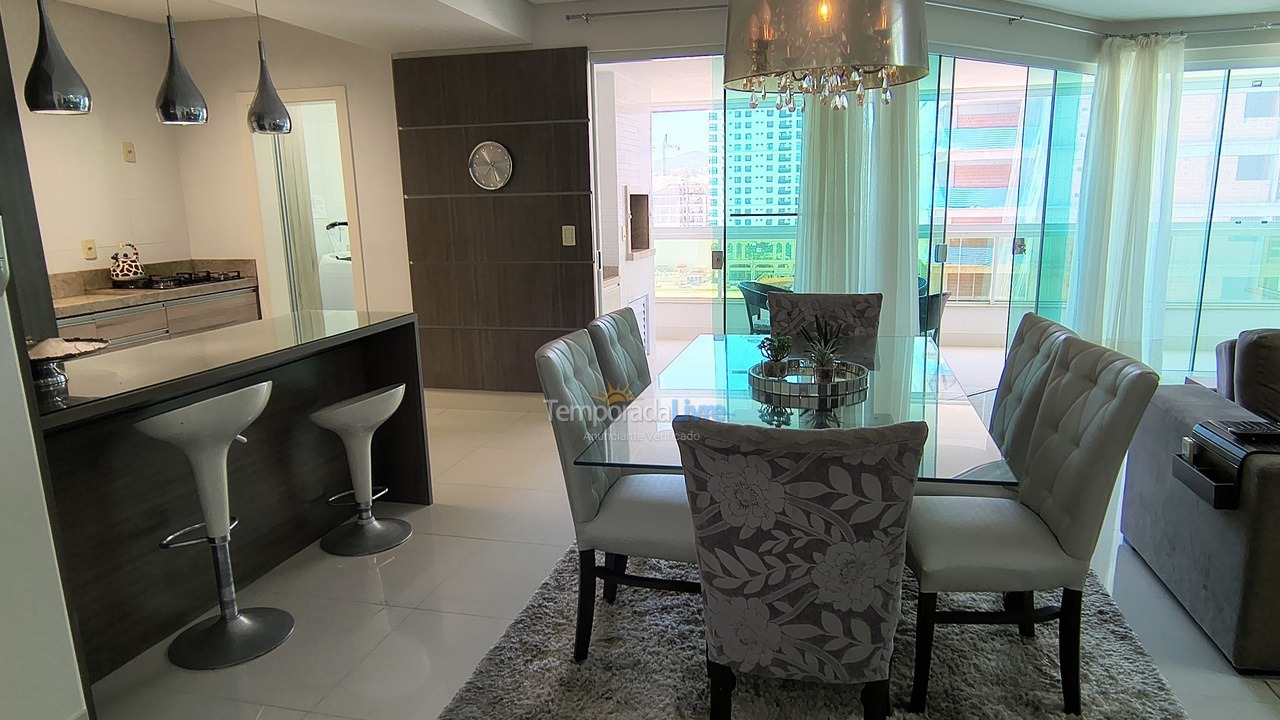 Apartamento para alquiler de vacaciones em Itapema (Meia Praia)