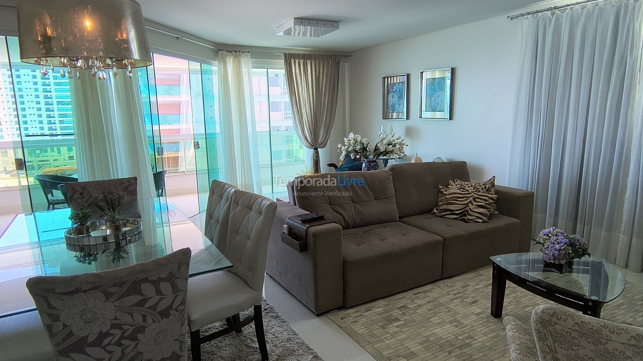 Apartamento para alquiler de vacaciones em Itapema (Meia Praia)