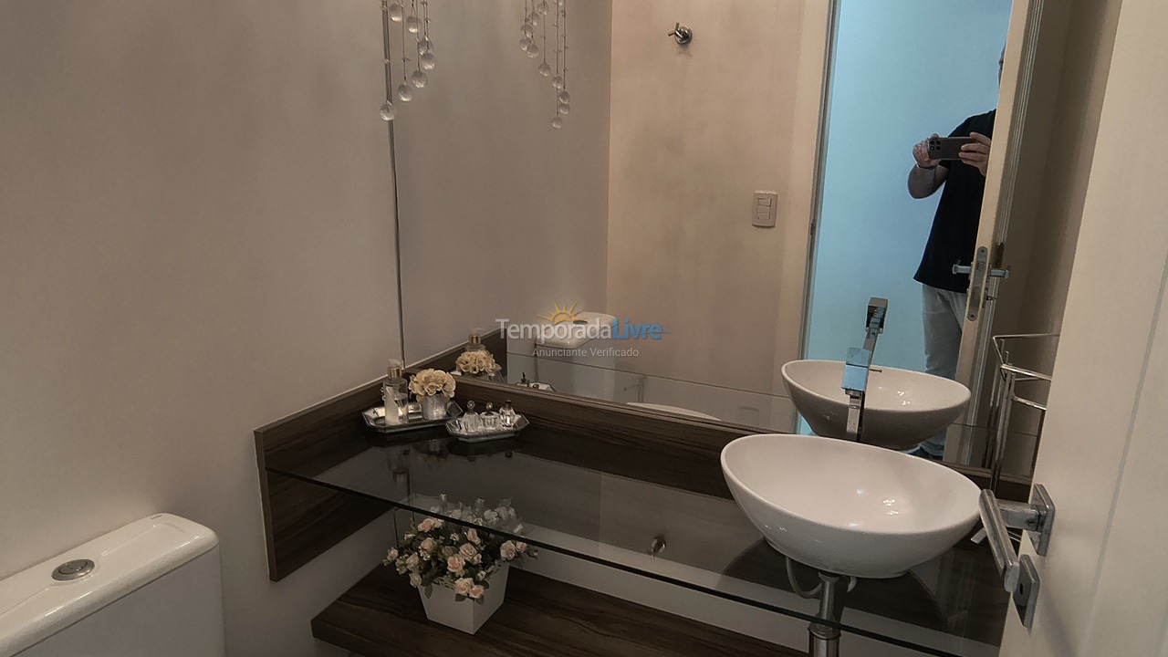 Apartamento para alquiler de vacaciones em Itapema (Meia Praia)