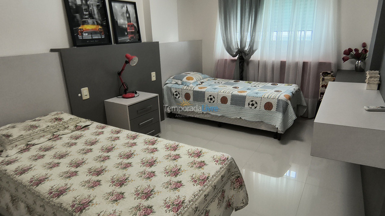 Apartamento para alquiler de vacaciones em Itapema (Meia Praia)