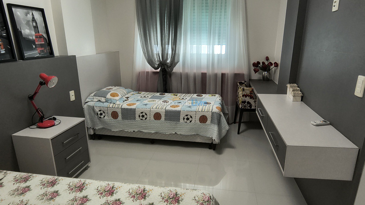 Apartamento para alquiler de vacaciones em Itapema (Meia Praia)