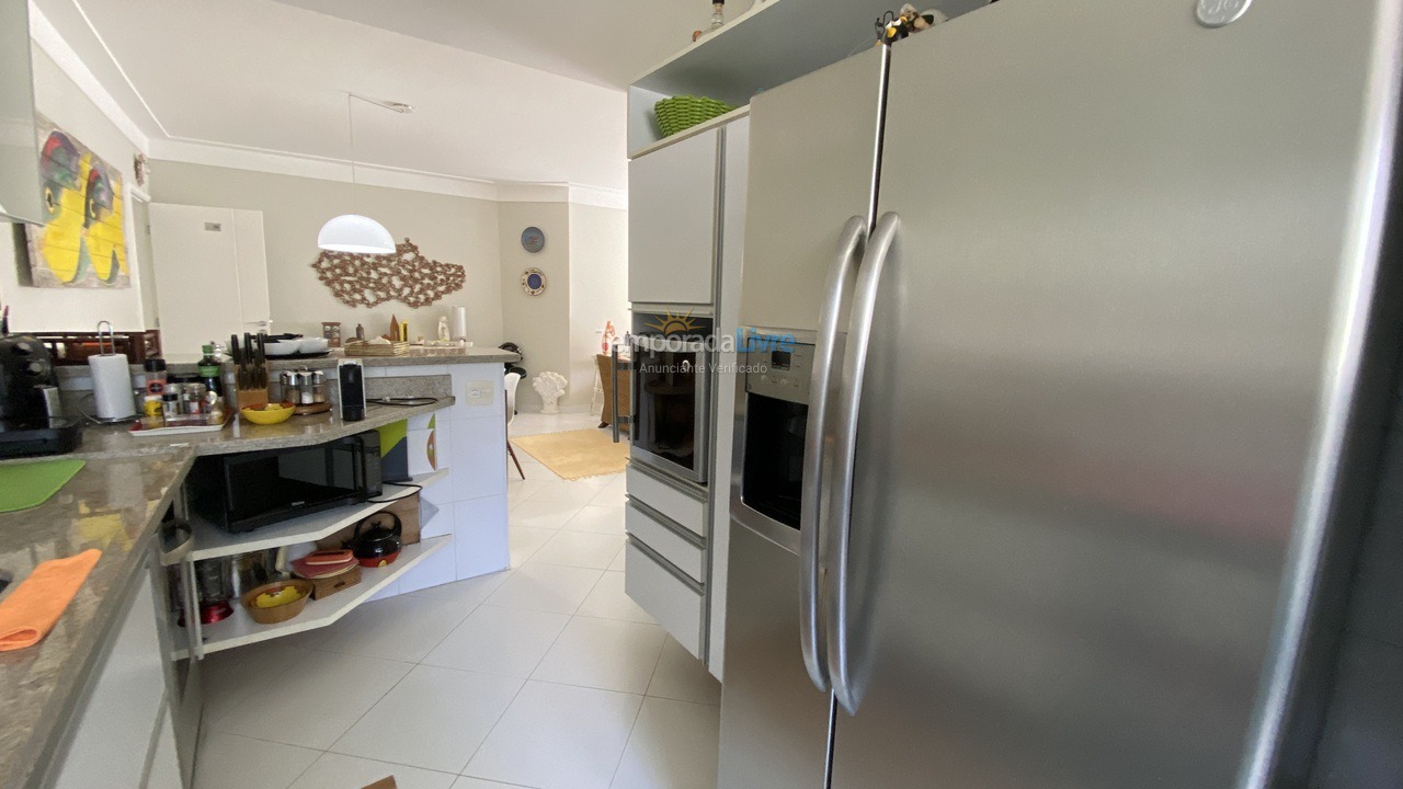 Apartamento para aluguel de temporada em Bertioga (Riviera de São Lourenço)