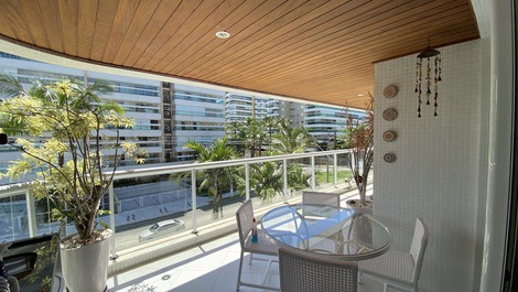 Apartamento em Riviera próximo a praia