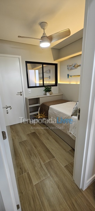Apartamento para aluguel de temporada em Florianopolis (Praia dos Ingleses)
