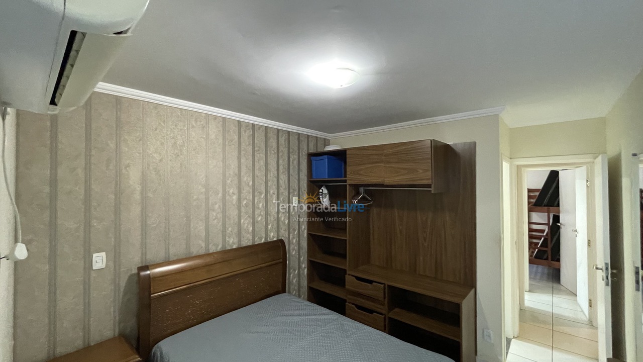 Apartamento para aluguel de temporada em Ubatuba (Praia Grande)