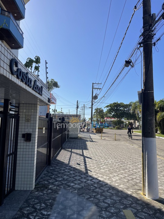 Apartamento para aluguel de temporada em Ubatuba (Praia Grande)