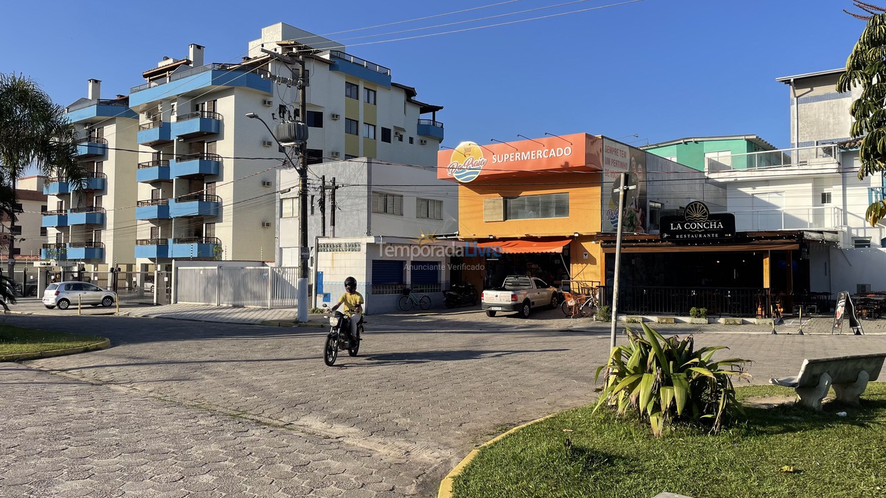 Apartamento para aluguel de temporada em Ubatuba (Praia Grande)