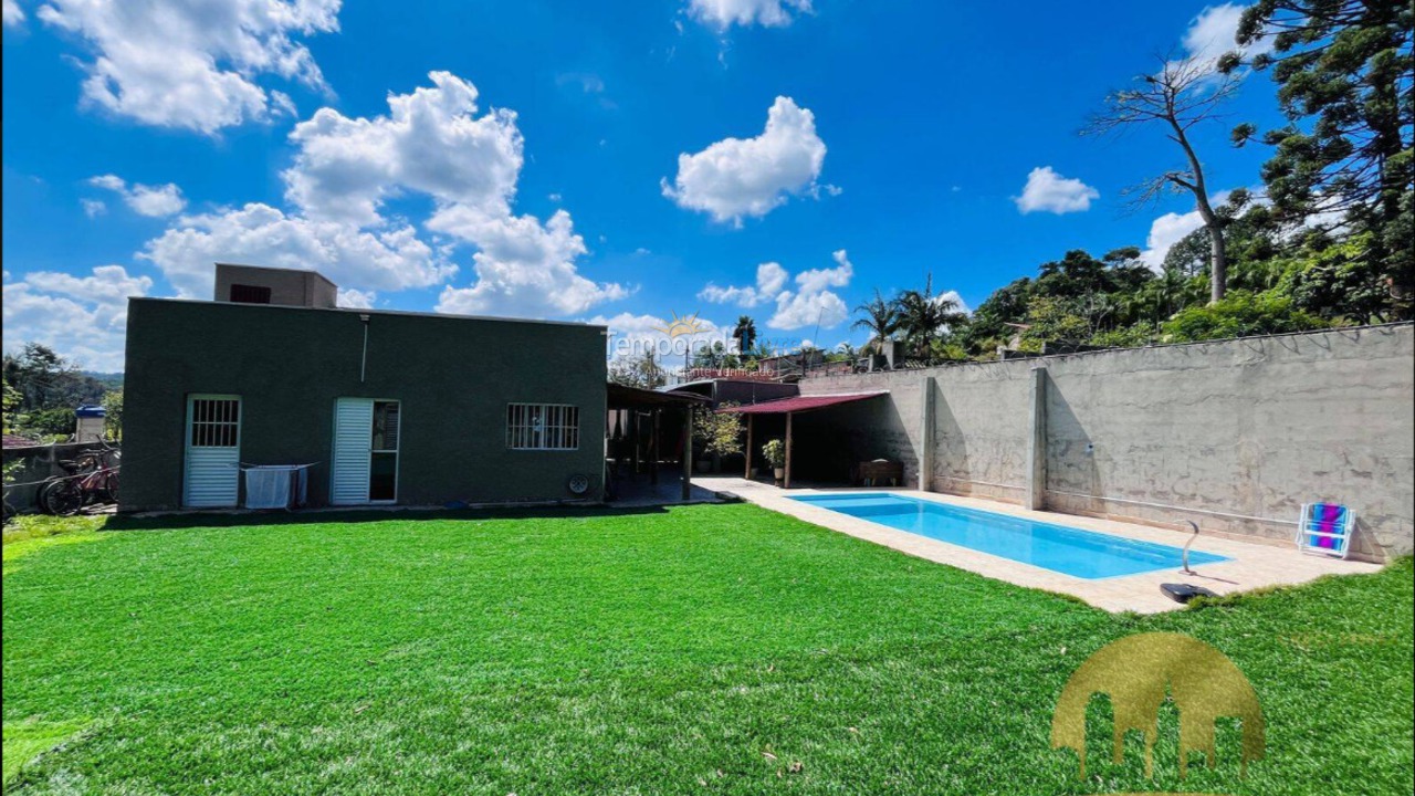 Chácara / sítio para aluguel de temporada em Atibaia (Portão)