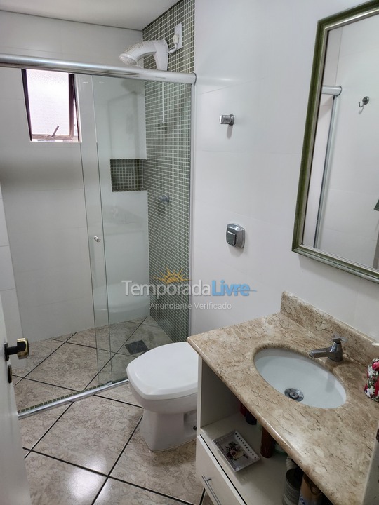 Apartamento para alquiler de vacaciones em Itapema (Meia Praia)