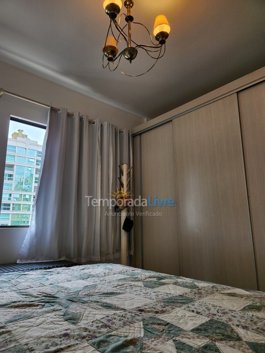 Apartamento para alquiler de vacaciones em Itapema (Meia Praia)