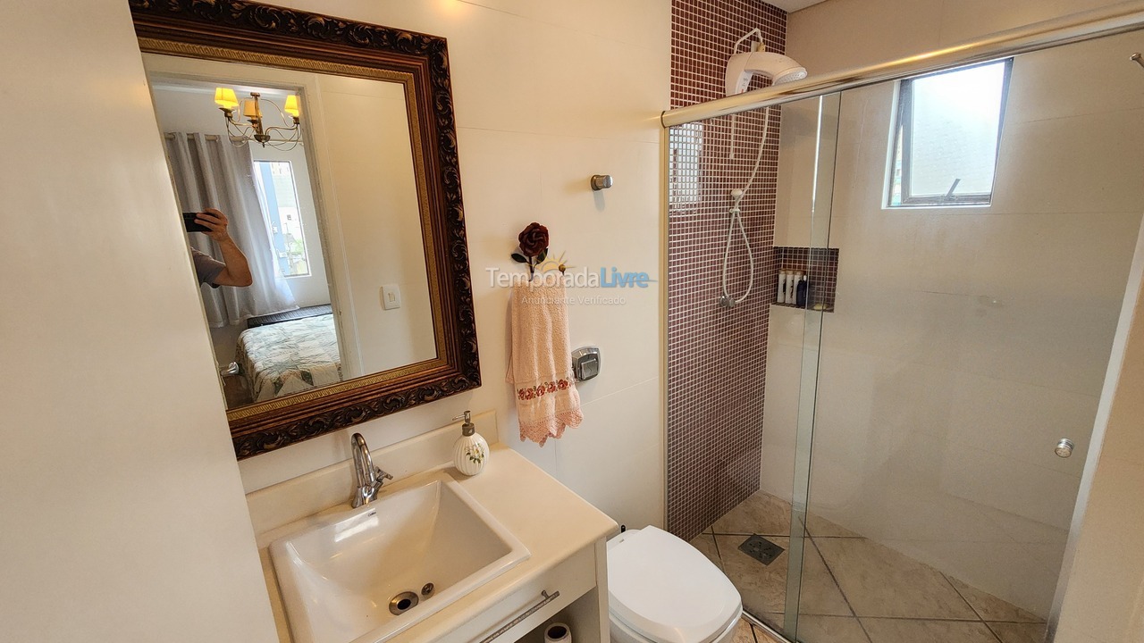 Apartamento para alquiler de vacaciones em Itapema (Meia Praia)