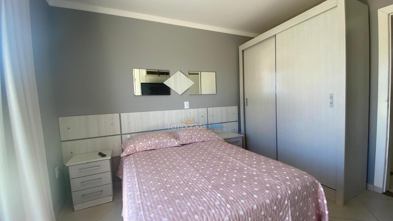 Apartment for vacation rental in Bombinhas (Praia de Bombas)