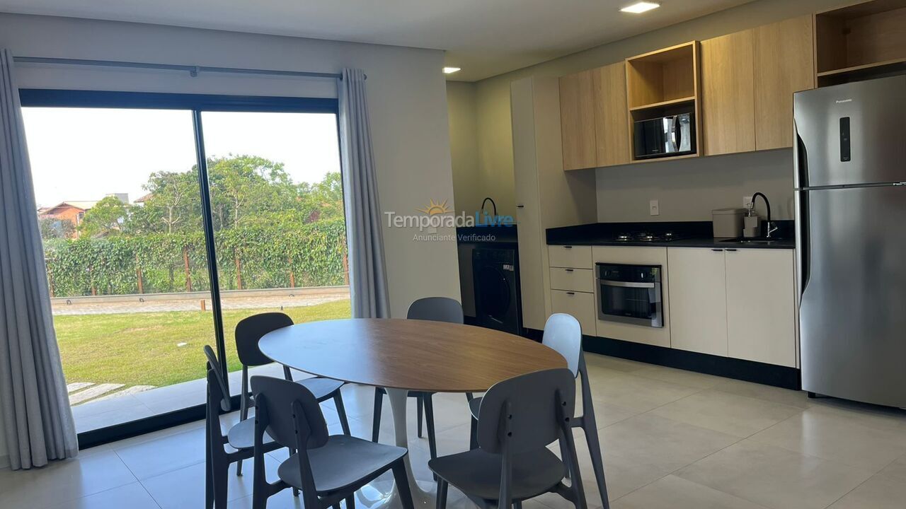 Casa para alquiler de vacaciones em Imbituba (Praia da Rosa)