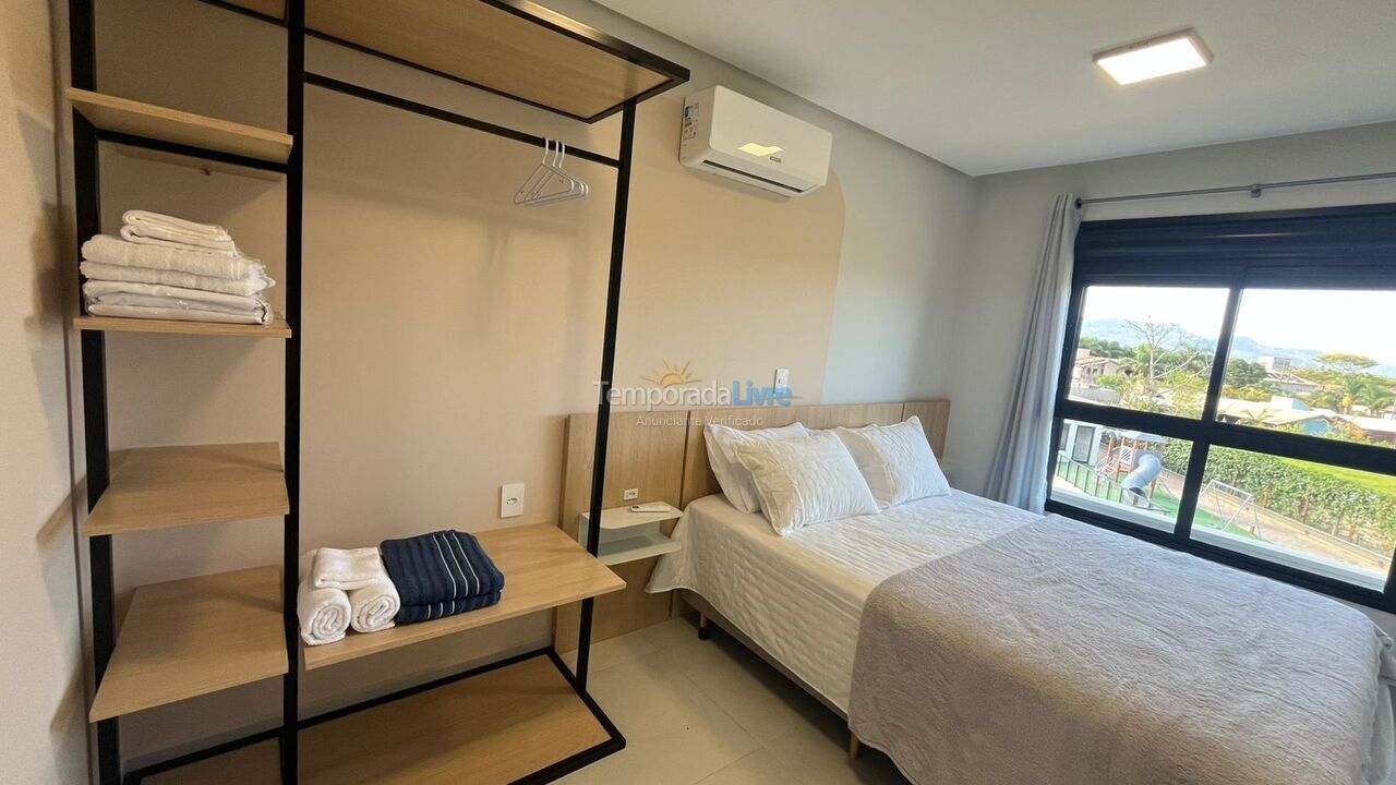 Casa para alquiler de vacaciones em Imbituba (Praia da Rosa)