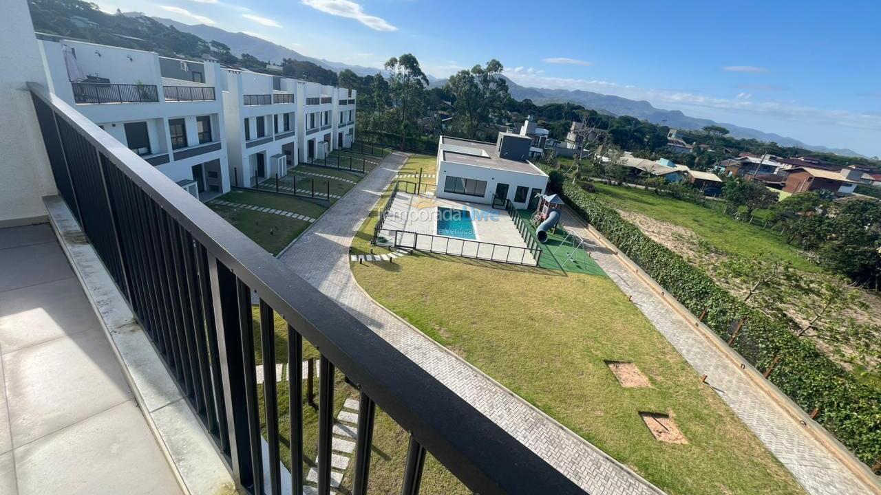 Casa para alquiler de vacaciones em Imbituba (Praia da Rosa)