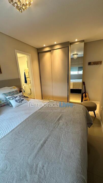 Apartamento para alquiler de vacaciones em Governador Celso Ramos (Praia de Palmas)