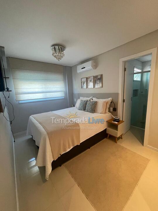 Apartamento para alquiler de vacaciones em Governador Celso Ramos (Praia de Palmas)