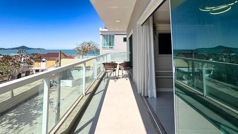 House high standard for season 3 bedrooms and 1 air-conditioned suite