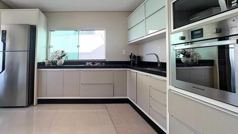 House high standard for season 3 bedrooms and 1 air-conditioned suite