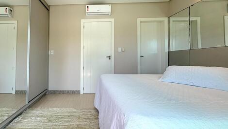 House high standard for season 3 bedrooms and 1 air-conditioned suite