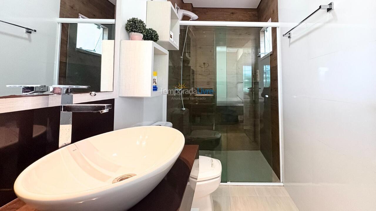 Apartment for vacation rental in Bombinhas (Canto Grande)