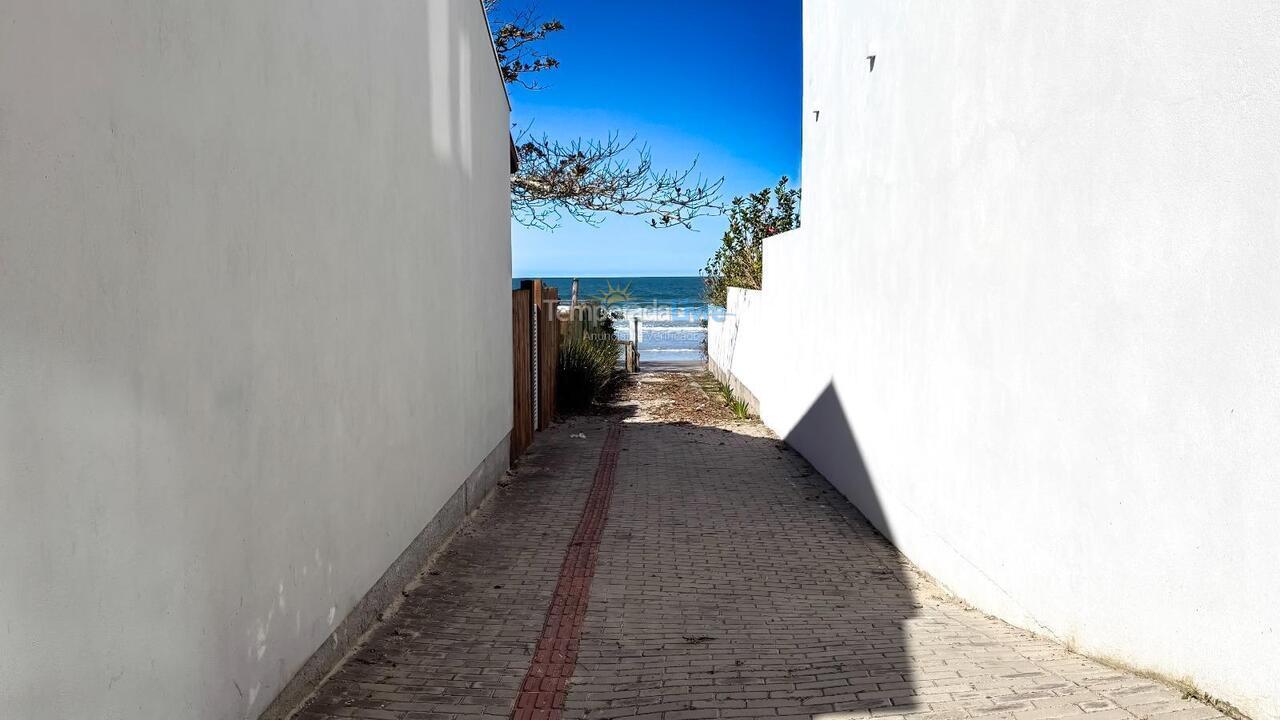 Apartment for vacation rental in Bombinhas (Canto Grande)