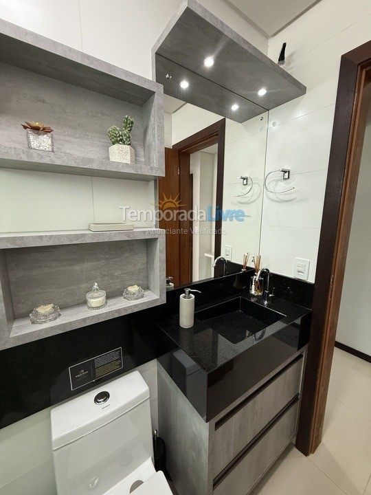 Apartamento para alquiler de vacaciones em Governador Celso Ramos (Praia de Palmas)