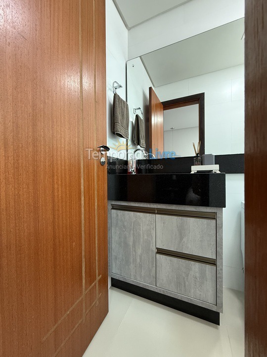 Apartamento para alquiler de vacaciones em Governador Celso Ramos (Praia de Palmas)