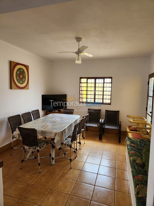 Casa para aluguel de temporada em Ubatuba (Maranduba)