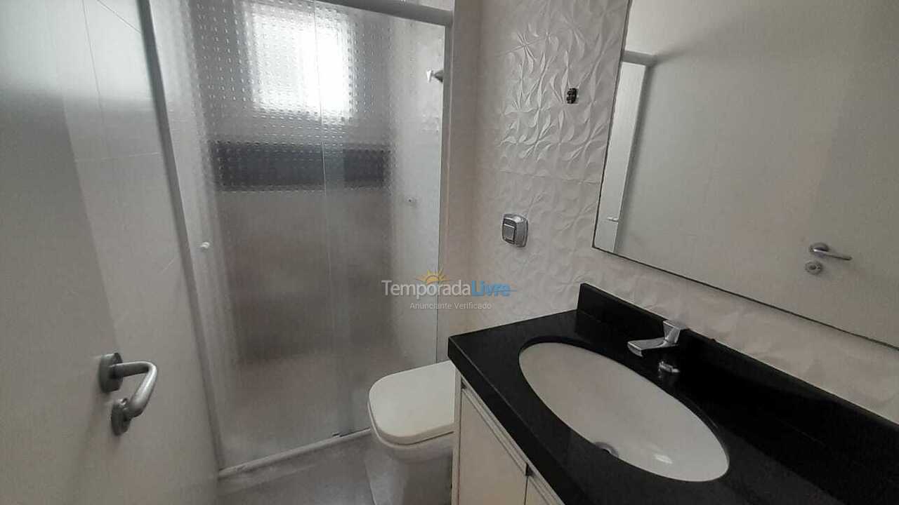 Apartamento para alquiler de vacaciones em Itapema (Meia Praia)