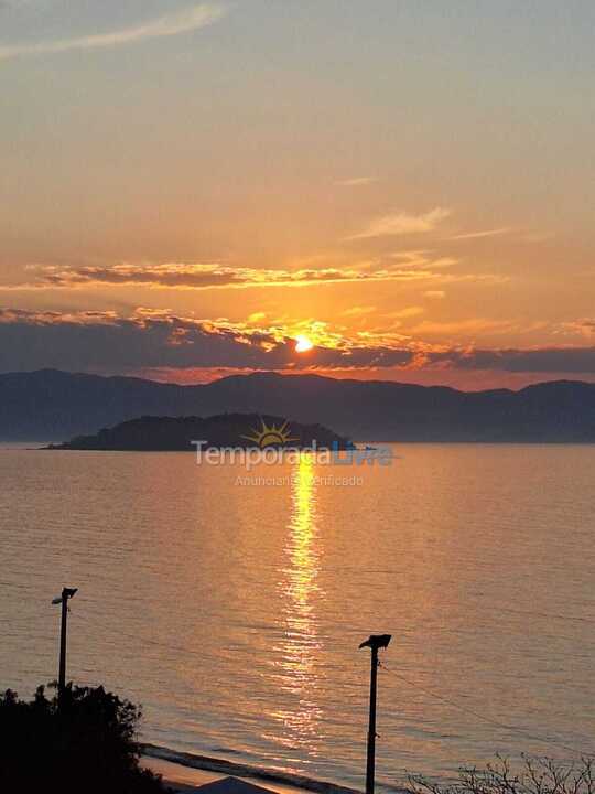 Apartamento para aluguel de temporada em Florianópolis (Cachoeira do Bom Jesus)