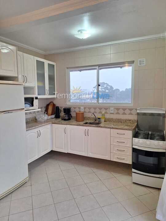 Apartamento para aluguel de temporada em Florianópolis (Cachoeira do Bom Jesus)