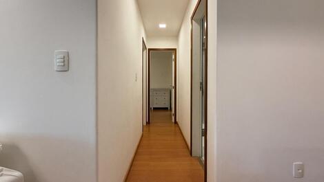 Apartamento situado a dos calles de la playa.