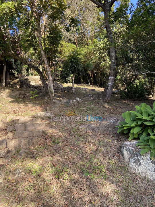 Casa para alquiler de vacaciones em Garopaba (Praia da Ferrugem)