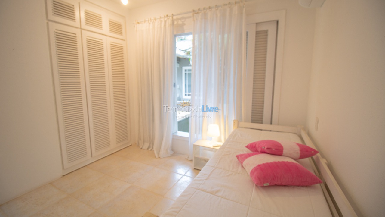 Casa para aluguel de temporada em São Sebastião (Juquehy)