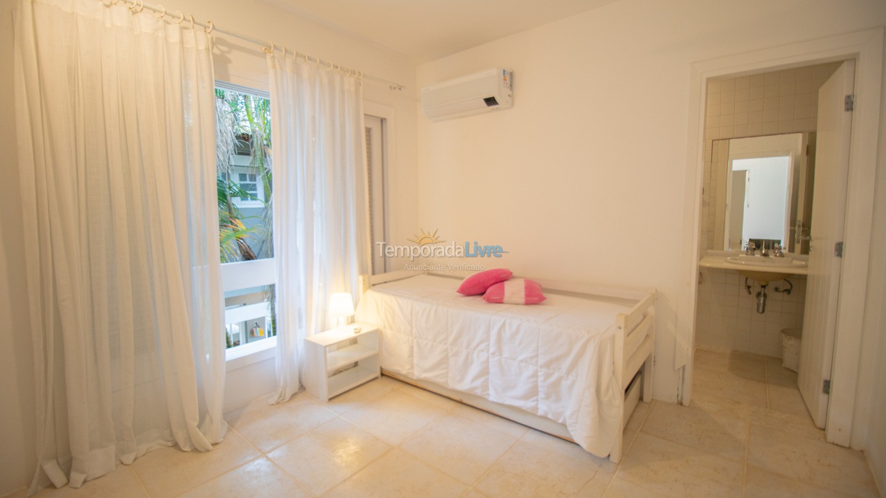 Casa para aluguel de temporada em São Sebastião (Juquehy)