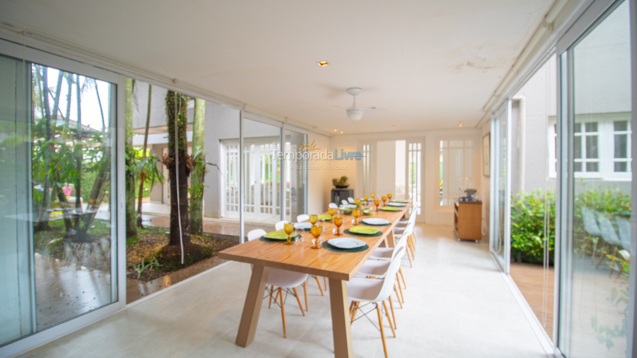 Casa para aluguel de temporada em São Sebastião (Juquehy)