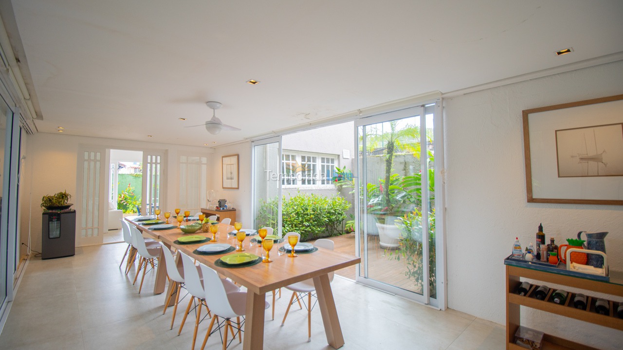 Casa para aluguel de temporada em São Sebastião (Juquehy)