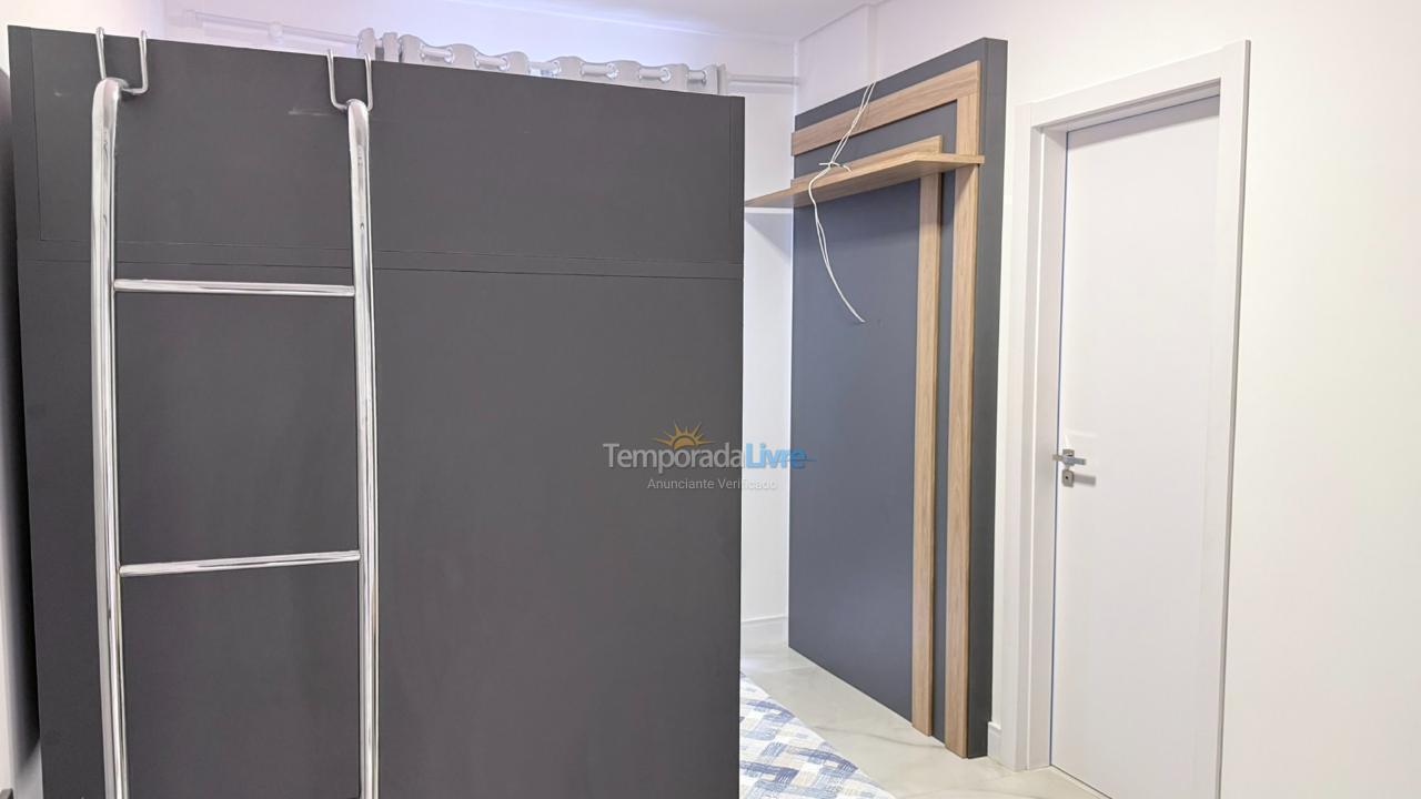 Apartment for vacation rental in Bombinhas (Praia de Bombas)